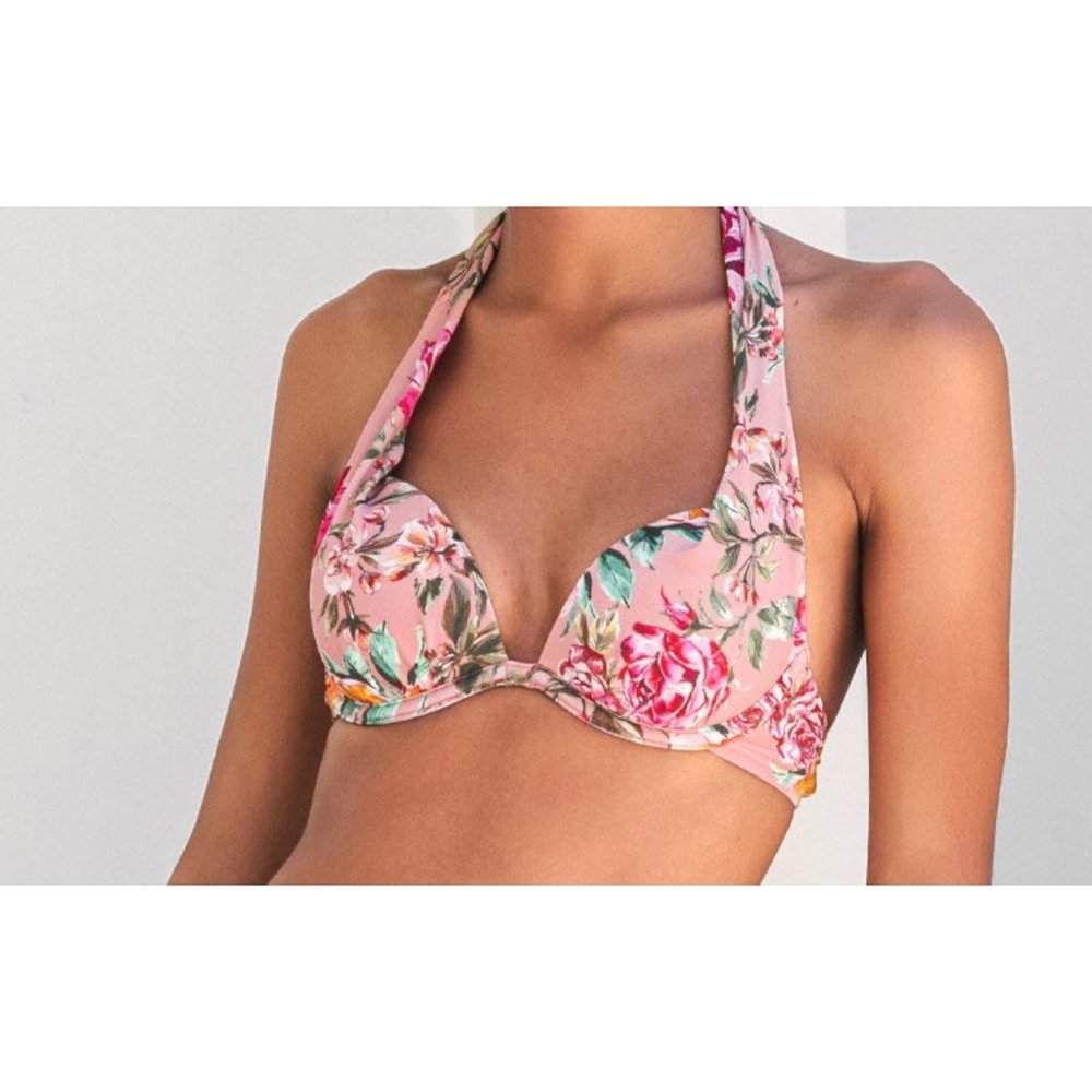 👙 Cupshe Swimsuit Two Piece  NWT Size Medium